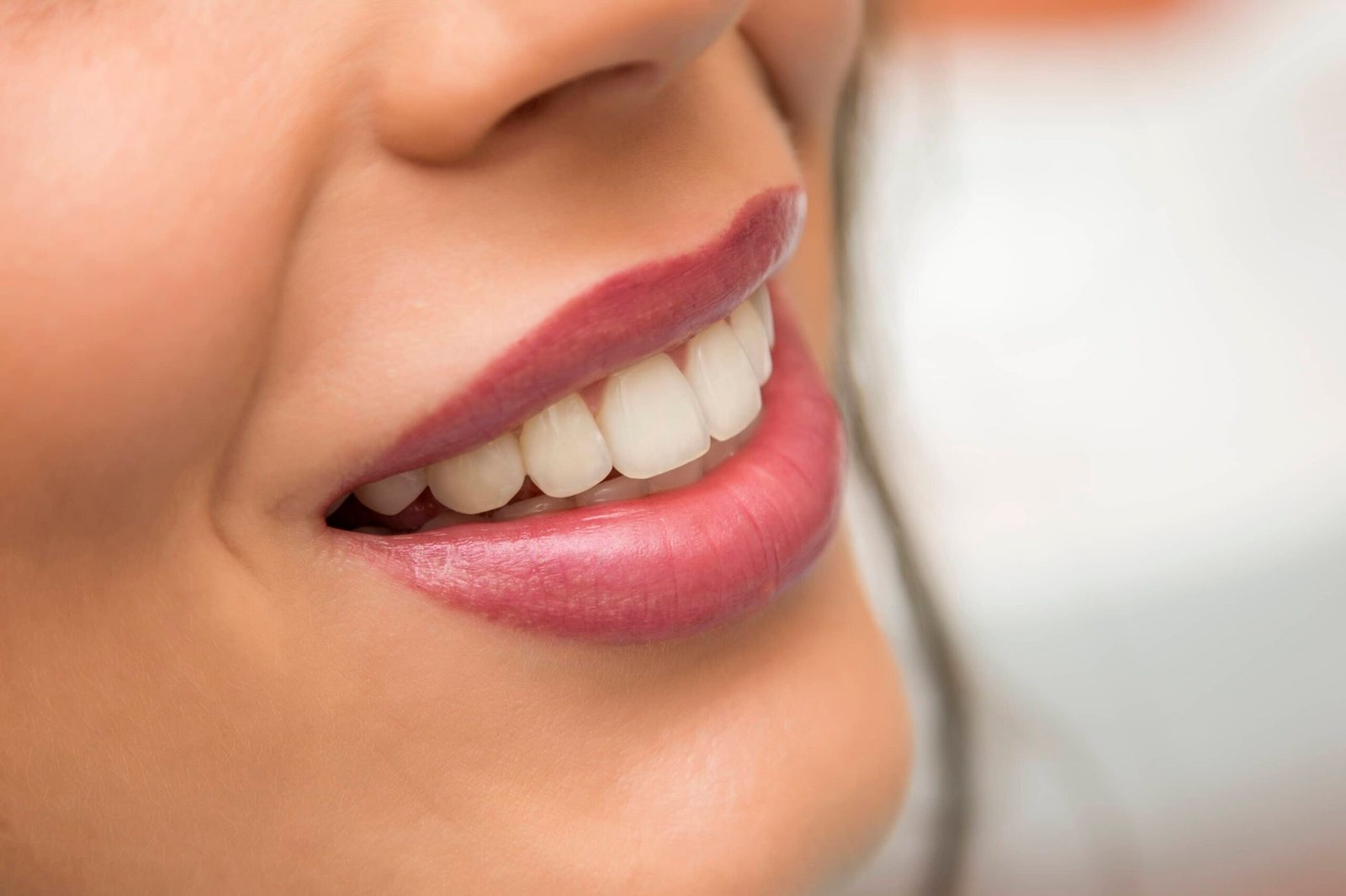 Smile Makeover Dentist in Brookfield
